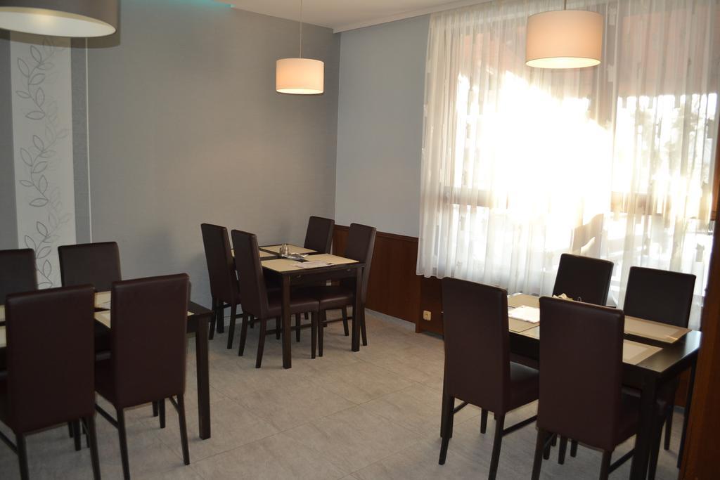 Rusovský Penzión Bratislava Exterior foto